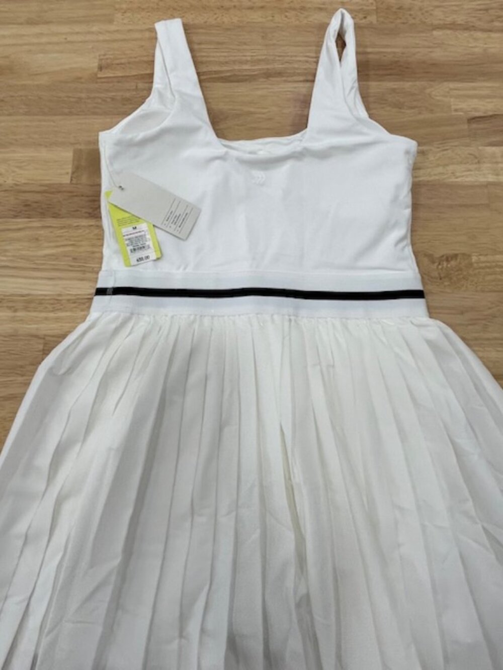 All in Motion Women's Pleated Active Dress, White and black, Size M, NWT - Picture 4 of 7